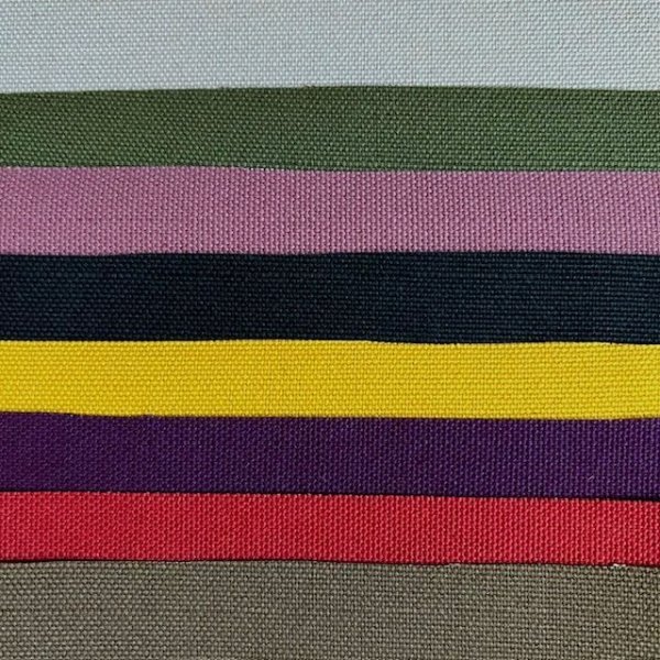 画像9: 犬猫刺繍スマホポーチ（各犬種）【R-11】 (9)