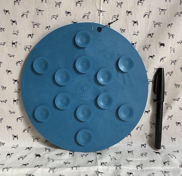 画像2: 吸盤付きエンリッチメント・マット（キャンプ）【SodaPup】 (2)